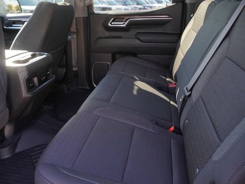 Used 2023 Chevrolet Silverado 1500 LT Trail Boss AWD/4WD image 12