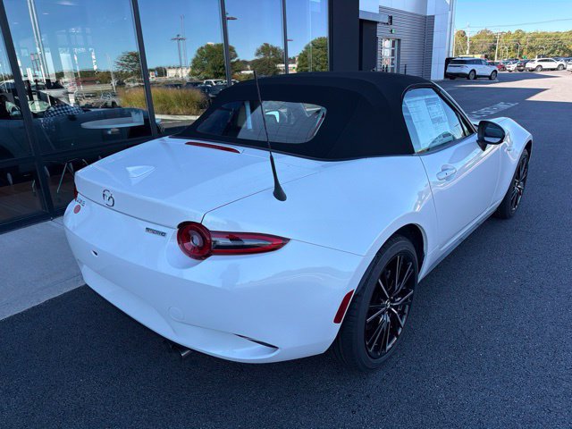 New 2026 MAZDA MX-5 Miata Grand Touring RWD image 3