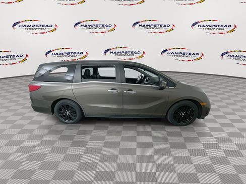 Used 2023 Honda Odyssey EX-L image 9