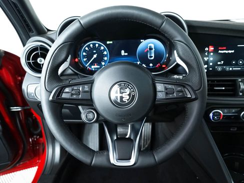 New 2024 Alfa Romeo Giulia Sprint image 32