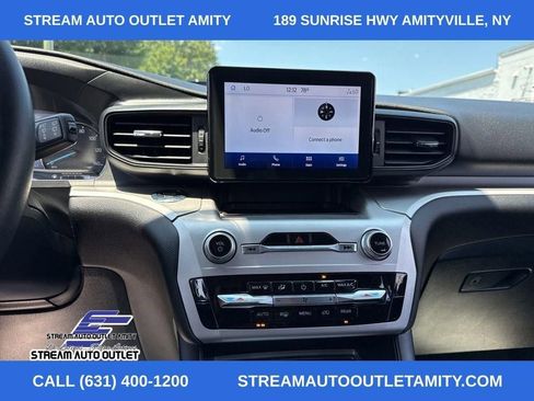 Used 2022 Ford Explorer XLT AWD/4WD image 28