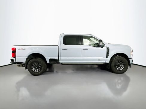 Used 2025 Ford F350 Platinum AWD/4WD image 9
