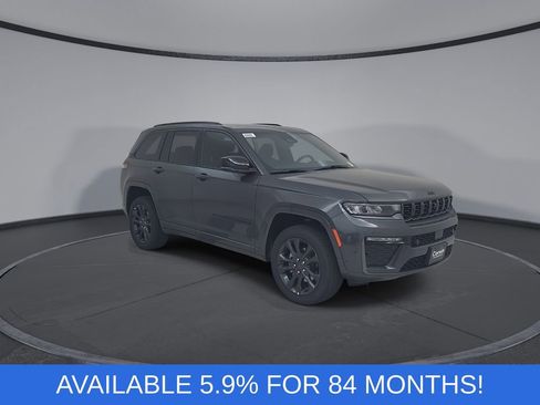 New 2026 Jeep Grand Cherokee Limited AWD/4WD image 3