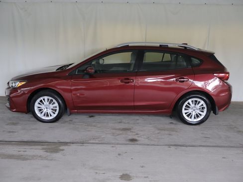 Used 2017 Subaru Impreza 2.0i Premium AWD/4WD image 22