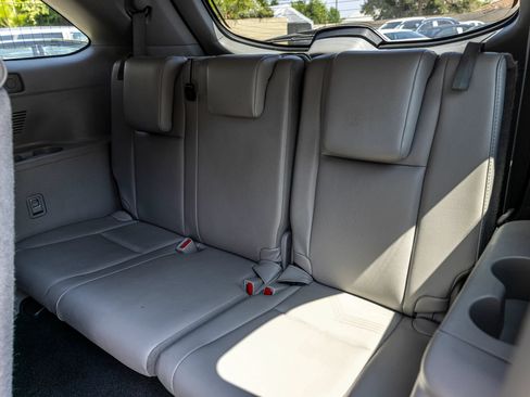 Used 2019 Toyota Highlander Limited AWD/4WD image 27
