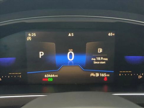 Certified 2022 Volkswagen Tiguan SE R-Line image 11