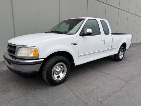 Used 1997 Ford F150 2WD SuperCab image 2