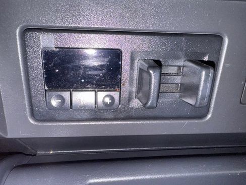 Used 2024 Nissan Titan PRO-4X w/ Pro-4x Convenience Package AWD/4WD image 51