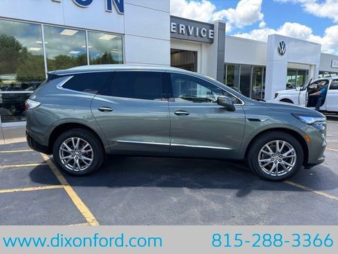 Used 2023 Buick Enclave Essence w/ Experience Buick Package AWD/4WD image 9