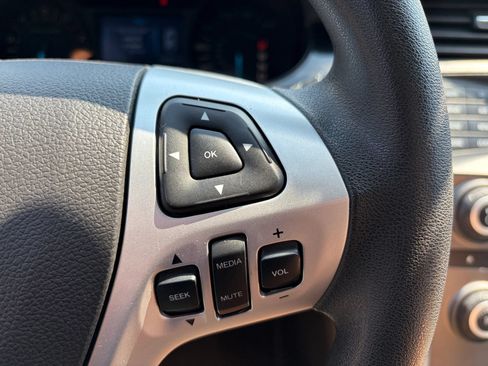 Used 2014 Ford Edge SE AWD/4WD image 29