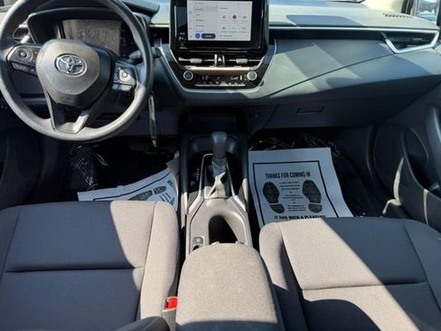 Used 2026 Toyota Corolla LE FWD image 11