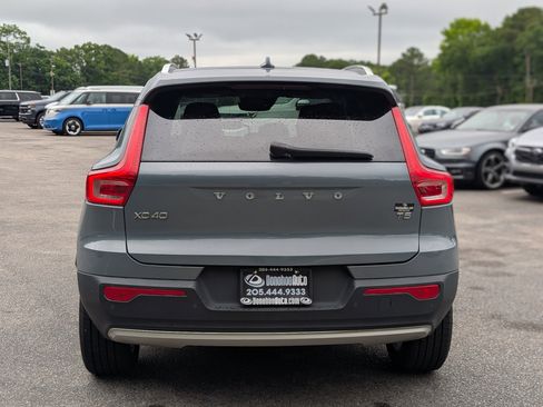 Used 2021 Volvo XC40 T5 Momentum AWD/4WD image 8