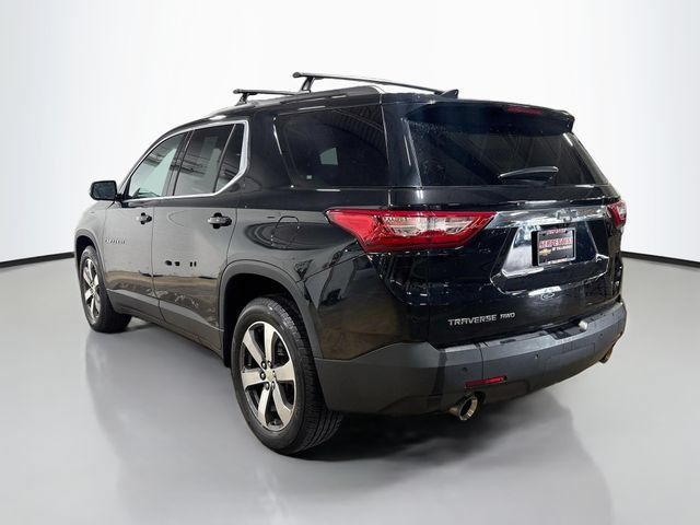Used 2019 Chevrolet Traverse LT w/ LT Premium Package AWD/4WD image 6