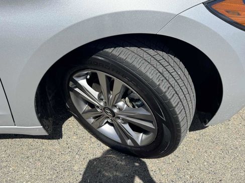 Used 2018 Hyundai Elantra SEL image 36