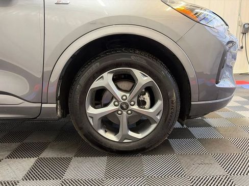 Used 2023 Ford Escape ST-Line Select AWD/4WD image 26