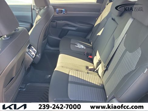 New 2026 Kia Sorento LX FWD image 11