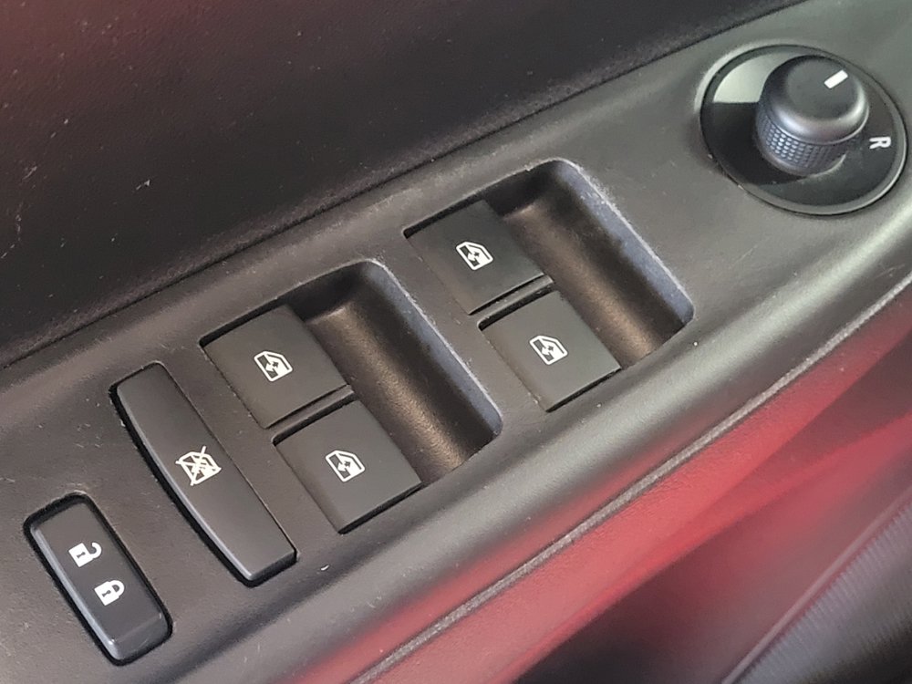 Used 2019 Chevrolet Spark LT FWD image 27