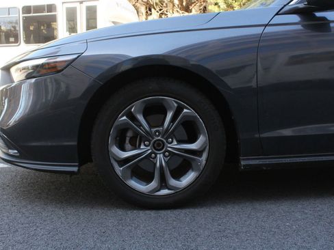 Used 2024 Honda Accord EX image 9