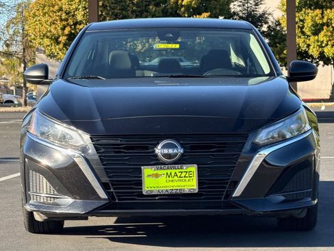 Used 2024 Nissan Altima 2.5 SV FWD image 7