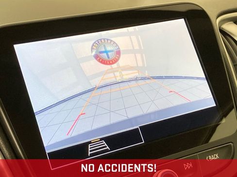 Used 2024 Chevrolet Malibu LT image 4