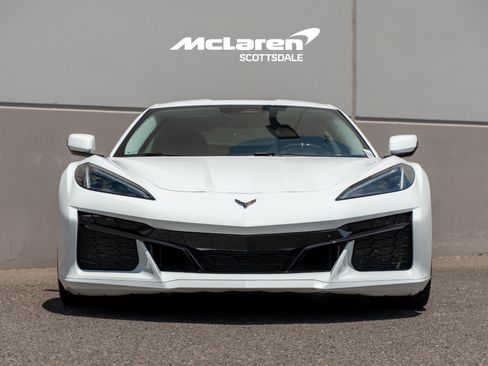 Used 2024 Chevrolet Corvette Z06 w/ Chrome Exterior Badge Package RWD image 10