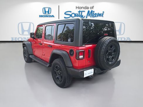 Used 2024 Jeep Wrangler Unlimited Sport AWD/4WD image 5