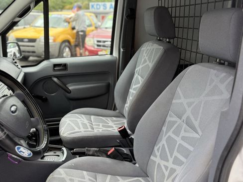 Used 2010 Ford Transit Connect XL image 14