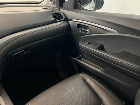 Used 2024 Honda Ridgeline RTL image 11