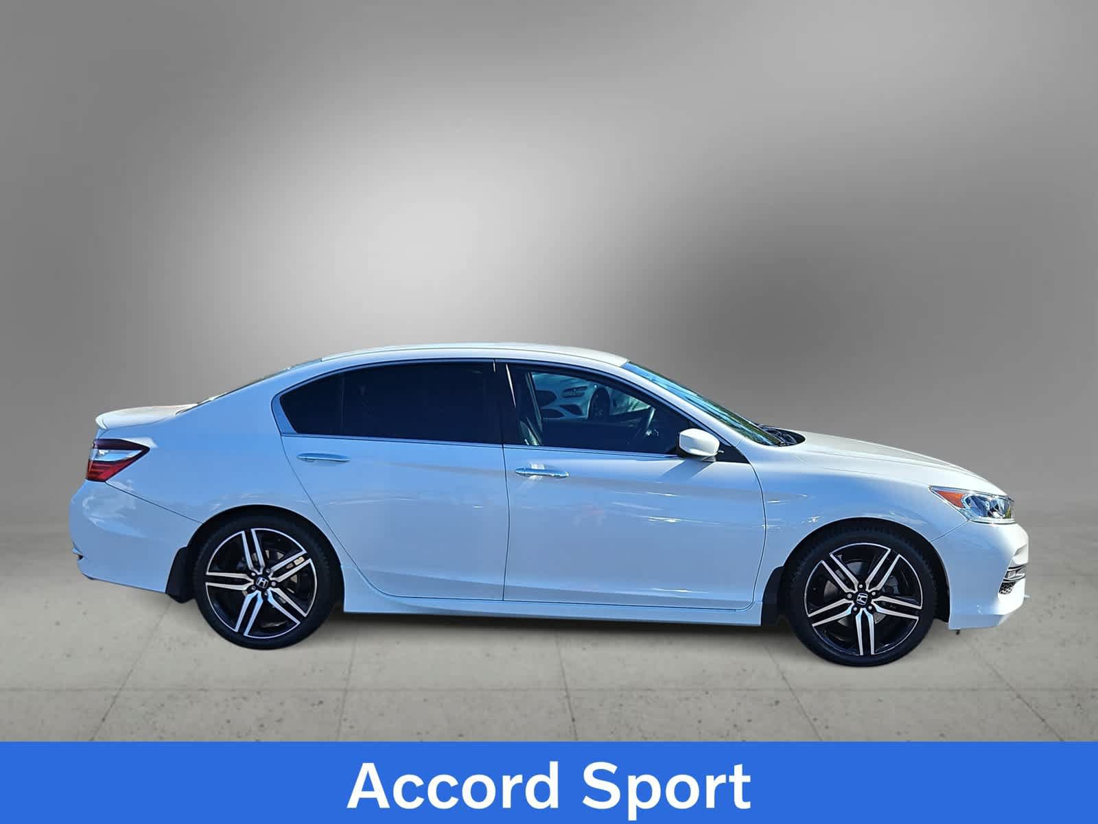 Used 2017 Honda Accord Sport image 9