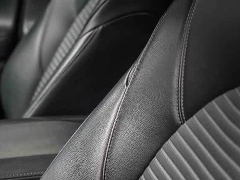 Certified 2022 Toyota Highlander XSE image 21