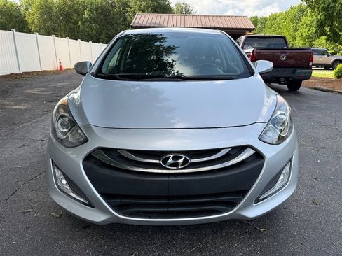 Used 2014 Hyundai Elantra GT FWD image 8
