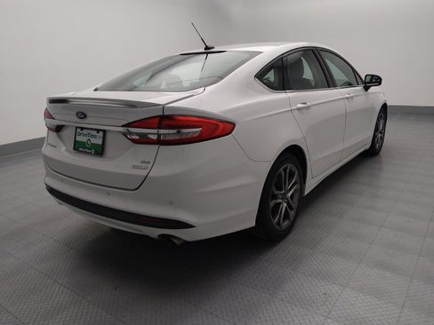 Used 2017 Ford Fusion SE w/ Equipment Group 201A image 9
