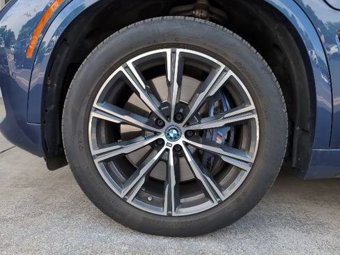Used 2023 BMW X5 xDrive45e w/ Executive Package AWD/4WD image 11