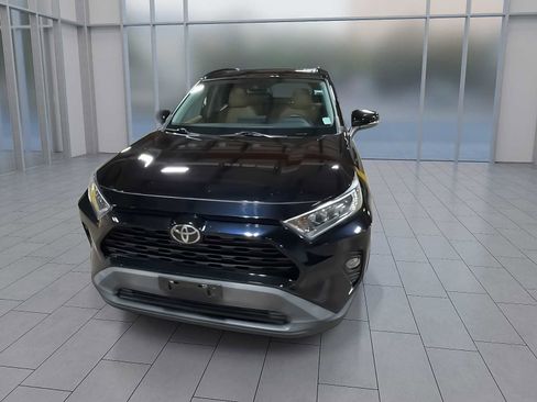 Used 2019 Toyota RAV4 XLE Premium w/ Cold Weather Package image 3