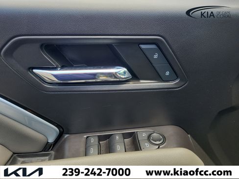 Used 2024 Chevrolet Colorado ZR2 AWD/4WD image 24