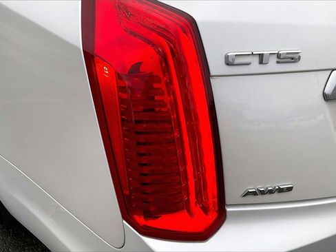 Used 2019 Cadillac CTS Luxury image 24