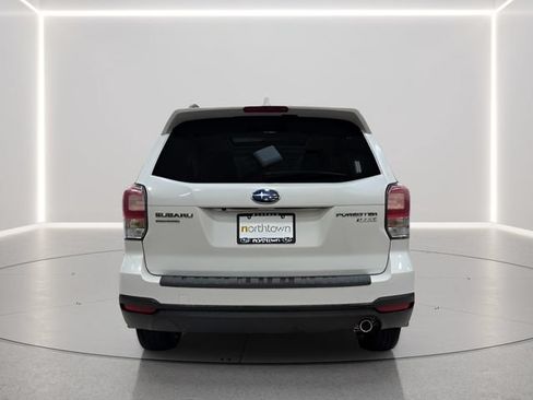Used 2017 Subaru Forester 2.5i Premium w/ All-Weather Package AWD/4WD image 31