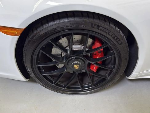 Used 2017 Porsche 911 Cabriolet image 26