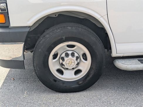 Certified 2024 Chevrolet Express 2500 w/ Driver Convenience Package image 12