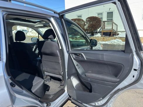 Used 2015 Subaru Forester 2.5i Premium w/ All-Weather Package image 17