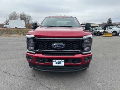 Used 2024 Ford F250 XLT w/ XLT Premium Package image 2