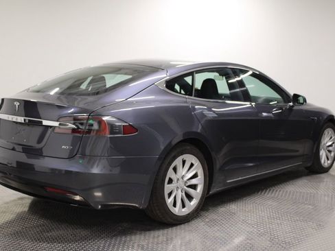 Used 2017 Tesla Model S 60D image 7
