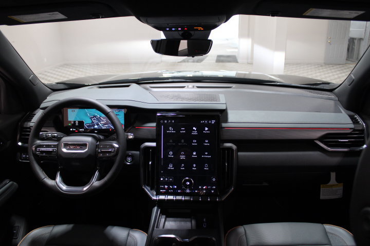 New 2026 GMC Acadia AT4 w/ Luxury Package AWD/4WD image 3