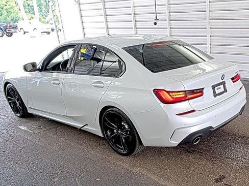 Used 2021 BMW 330i Sedan w/ M Sport Package RWD image 3