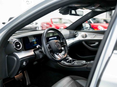 Used 2021 Mercedes-Benz E 63 AMG S image 5