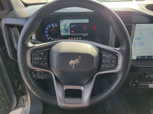 Used 2021 Ford Bronco Outer Banks image 19