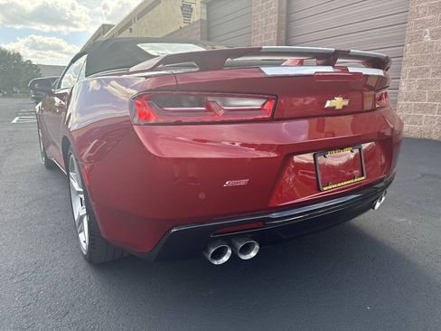 Used 2017 Chevrolet Camaro SS RWD image 20