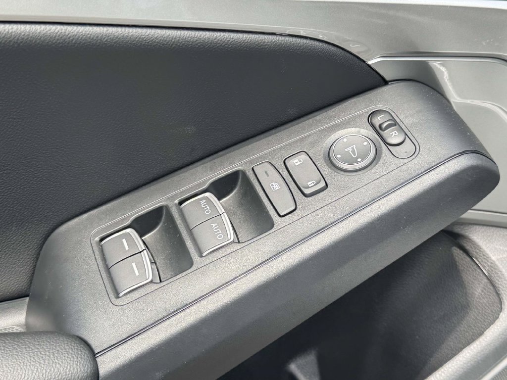 Used 2026 Acura Integra FWD image 19