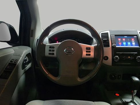 Used 2020 Nissan Frontier SV w/ SV Utility Package AWD/4WD image 15