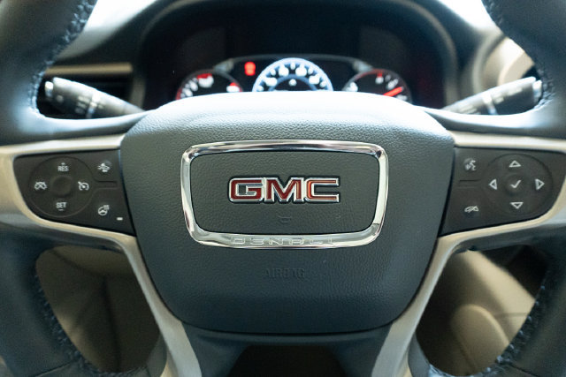 Used 2023 GMC Acadia Denali FWD image 27